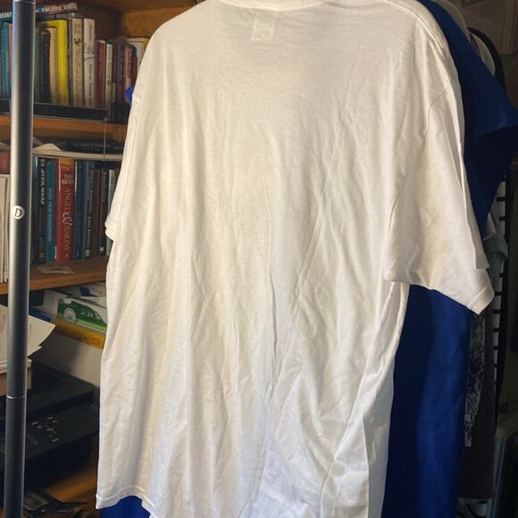 FRUIT OF THE LOOM NWOT graphic tee - Picture 4 of 4